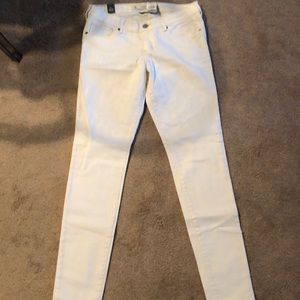 NWT Abercrombie & Fitch White Jeans Super Skinny